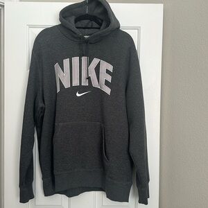 Nike sweatshirt Men’s XXL Grey and Silver